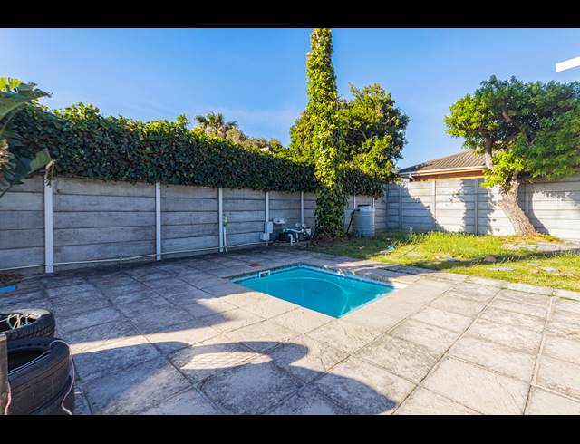 3 BEDROOM FREEHOLD FOR SALE IN PARKLANDS